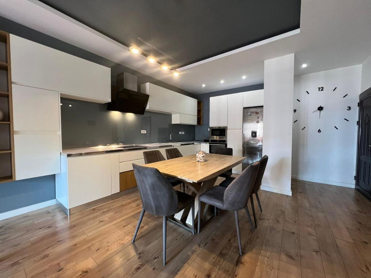 Kreilux Valona Appartement Vlorë Buitenkant foto