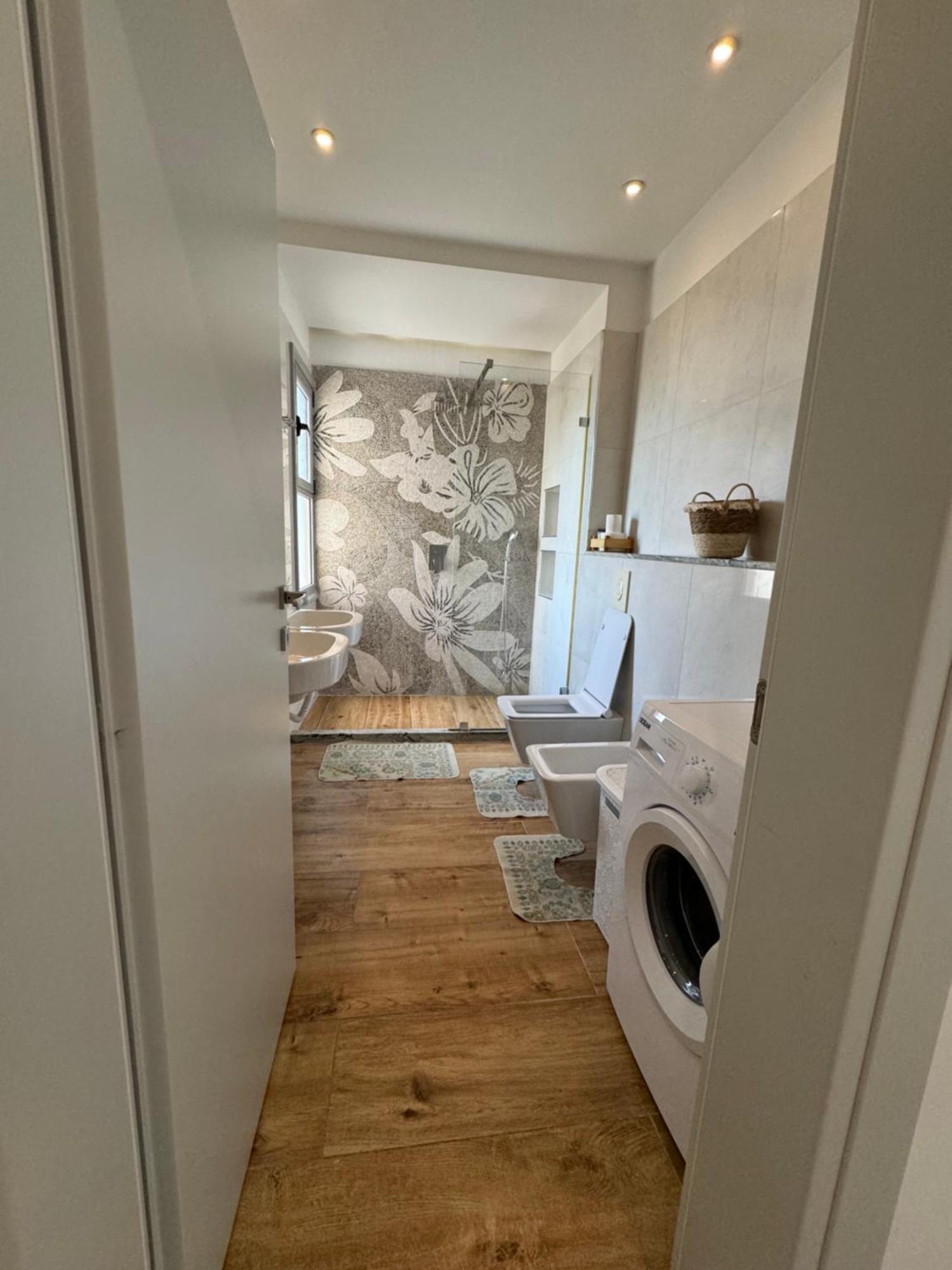 Kreilux Valona Appartement Vlorë Buitenkant foto