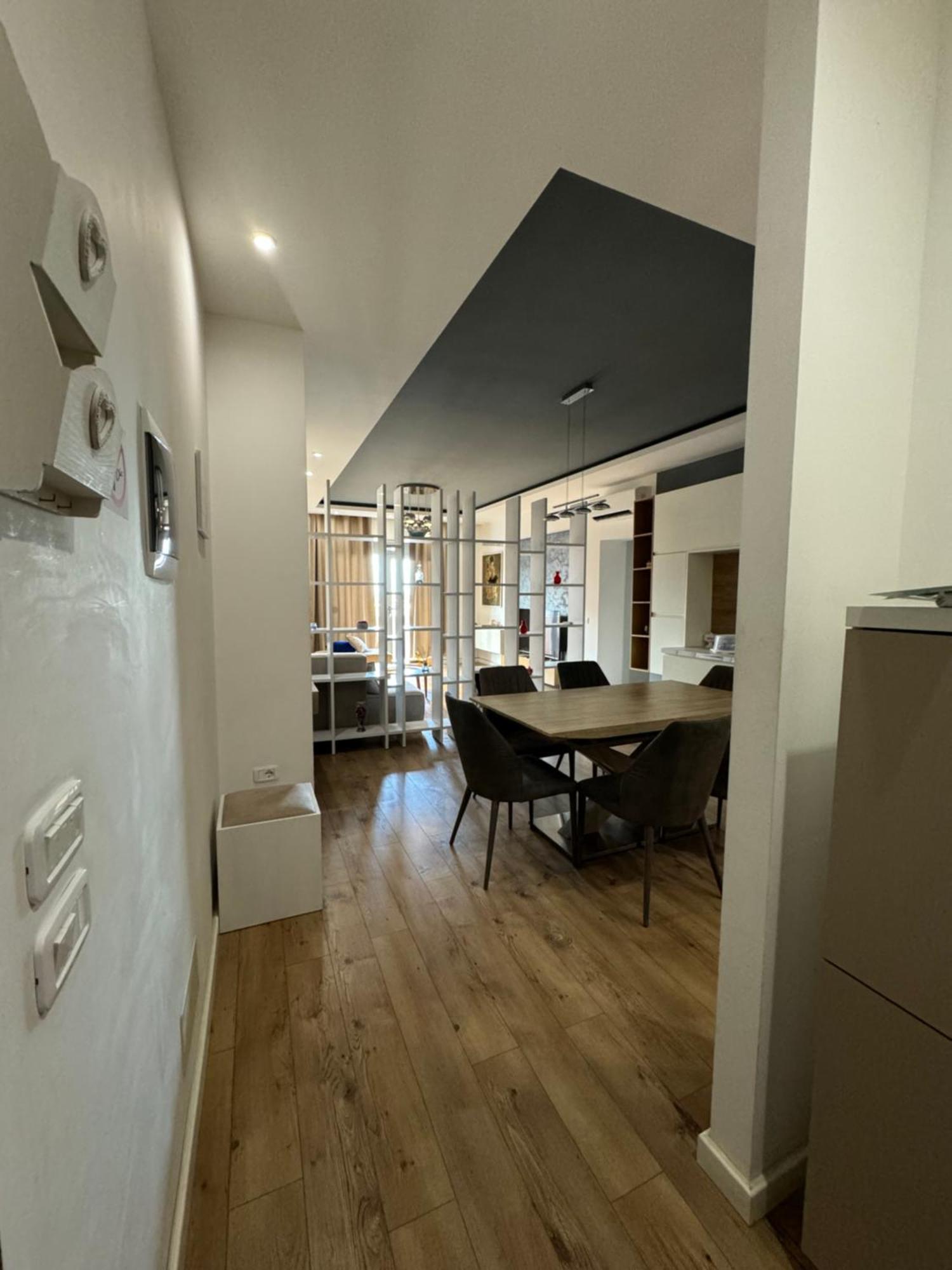 Kreilux Valona Appartement Vlorë Buitenkant foto